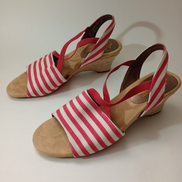 A2 by Aerosoles Red and White Striped Sandals Size 8.5 - Picture 1 of 9